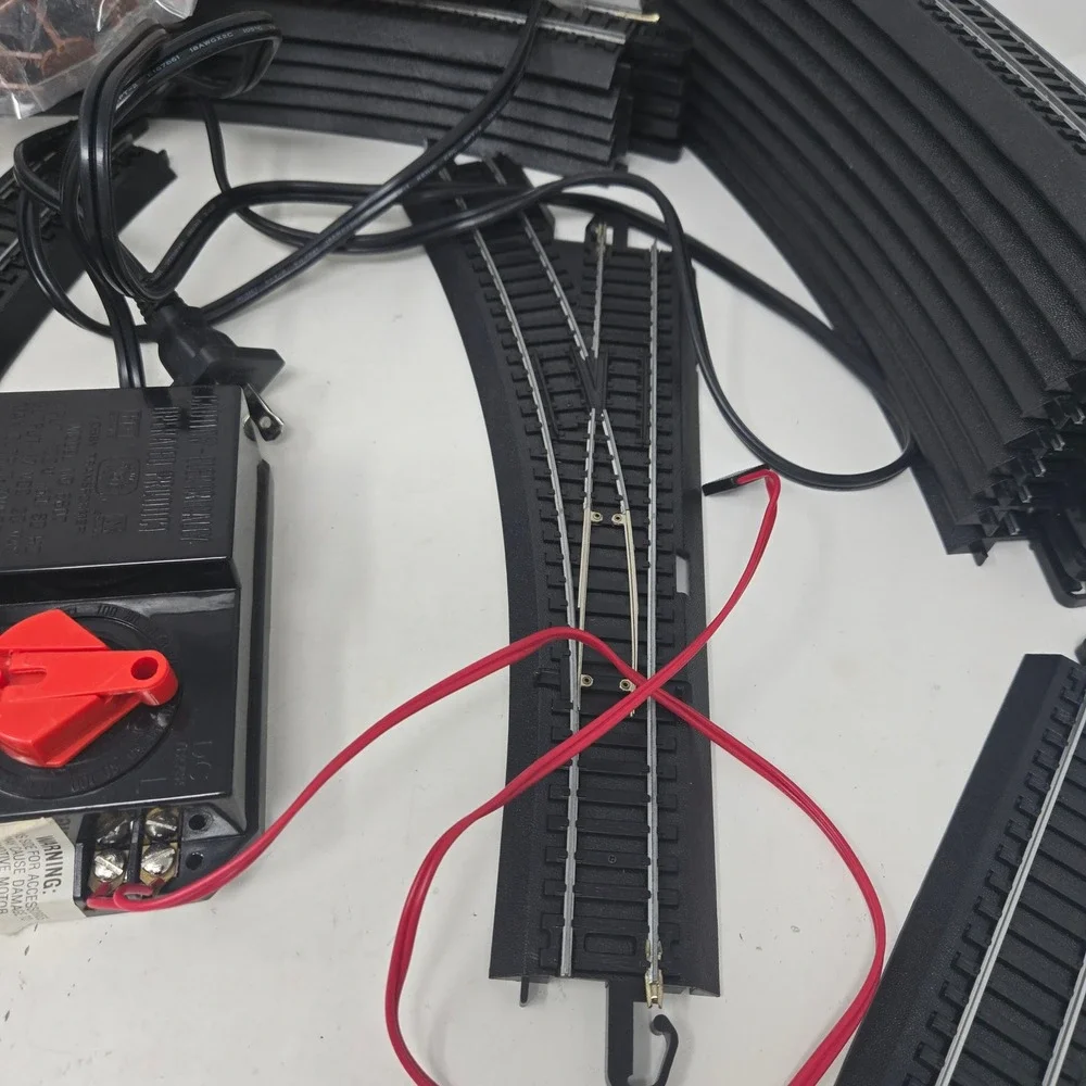 Bachmann E-Z Track System Train Set Track Transformer Model 6607 Turnouts Lot